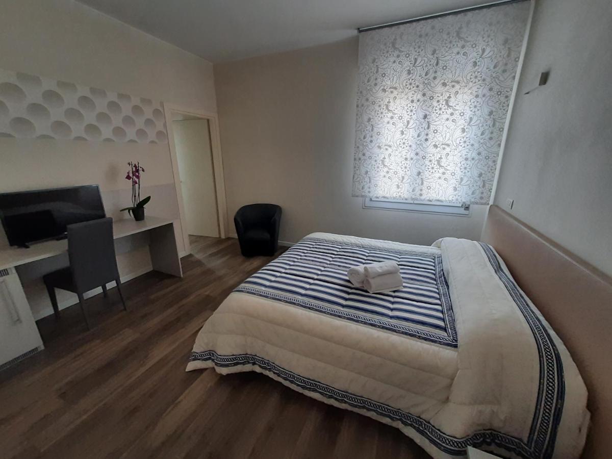 מאראנלו Stop&Go Suites And Apartments מראה חיצוני תמונה